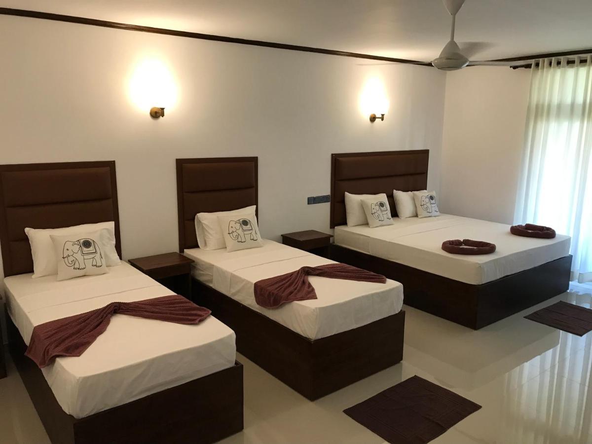 Lemazone Inn Mirissa Kültér fotó